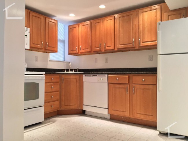 111 Queensberry St Unidad D