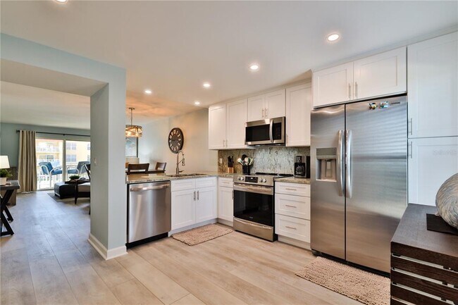 3801 S Atlantic Ave Unit UT204