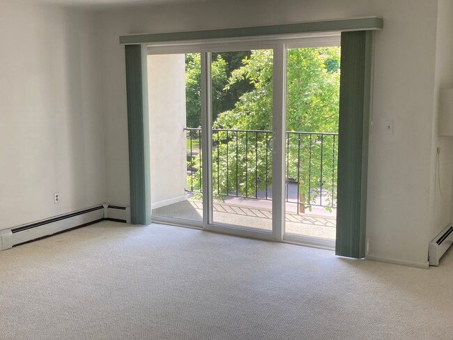 Photo - 1 Bed / 1 Bath Condo in a Strictly 62+ Community in the Hip Strip! Unit 205
