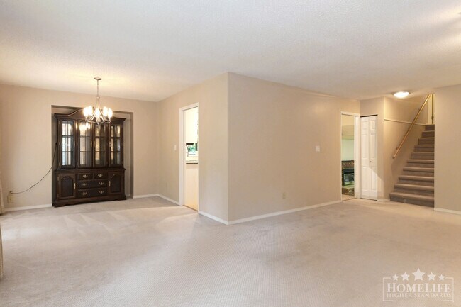 Photo - 3 Bed, 3 Bath Home for Rent in South Surrey! Unit House