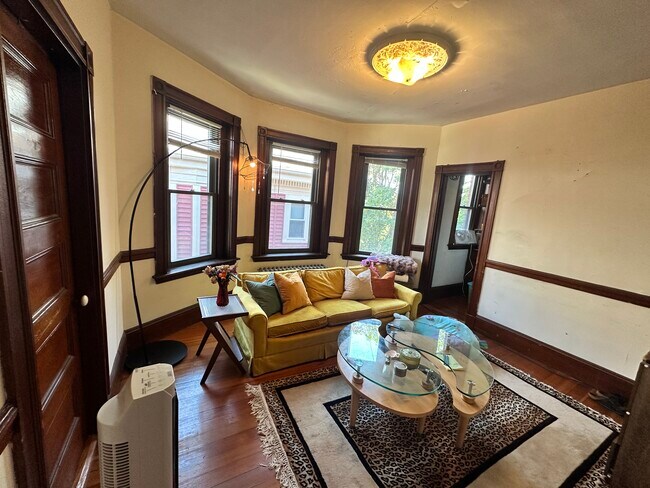 Photo - 174 Saint Alphonsus St Unit 3