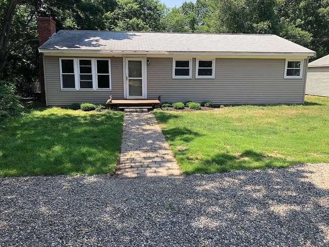 Building Photo - 1610 Greenland Rd