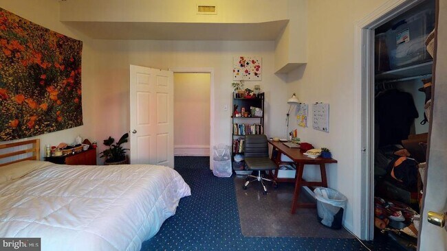 Photo - 1617 W Oxford St Unidad 2