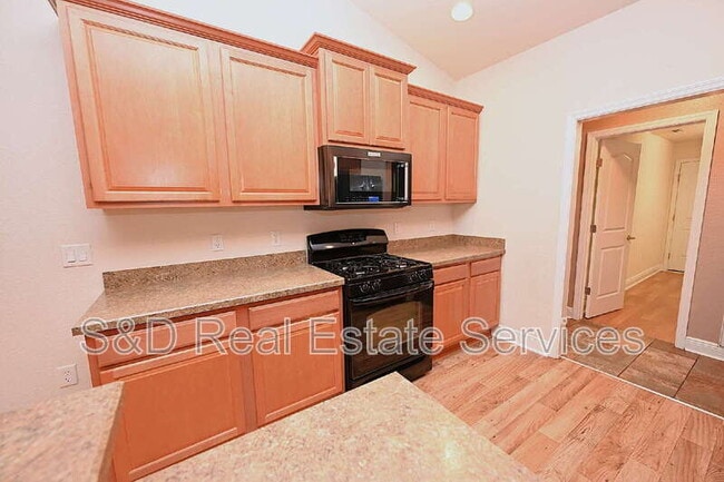 1631 Taylor Landing Dr