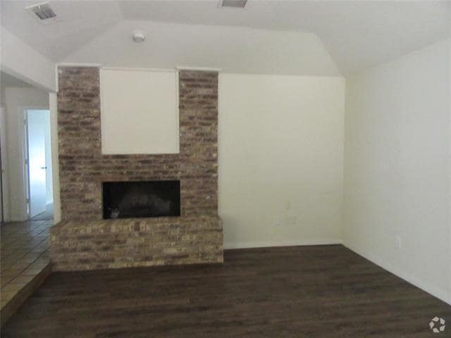Building Photo - 9516 Summerhill Ln Rental