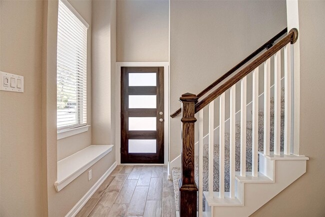 Photo - 315 N Spotted Fern Dr