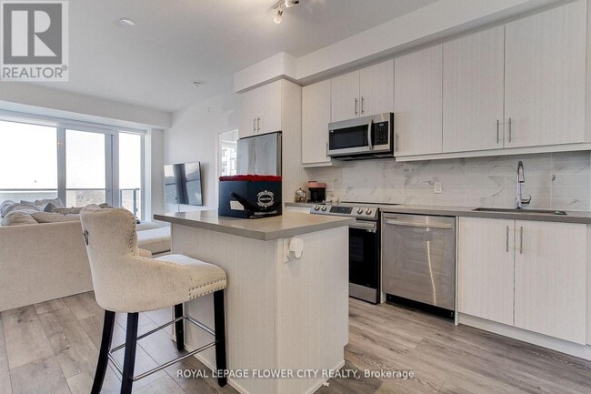 Photo - 95 Oneida Crescent Unit 2305