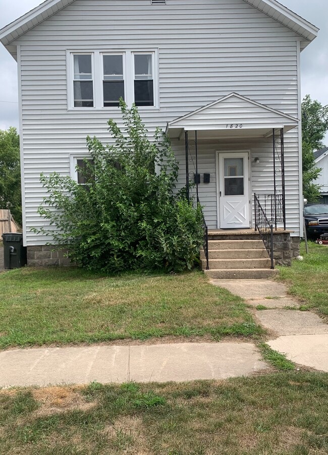 Building Photo - 1820 Crowley St Unit 2