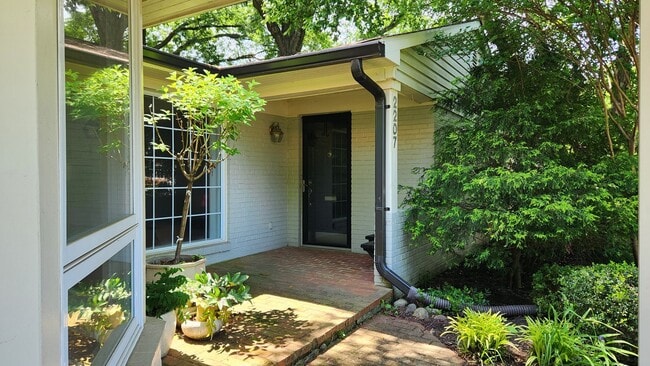 Photo - Rare Opportunity In Belle Haven Neighborhood - Yard Work Included in Rent