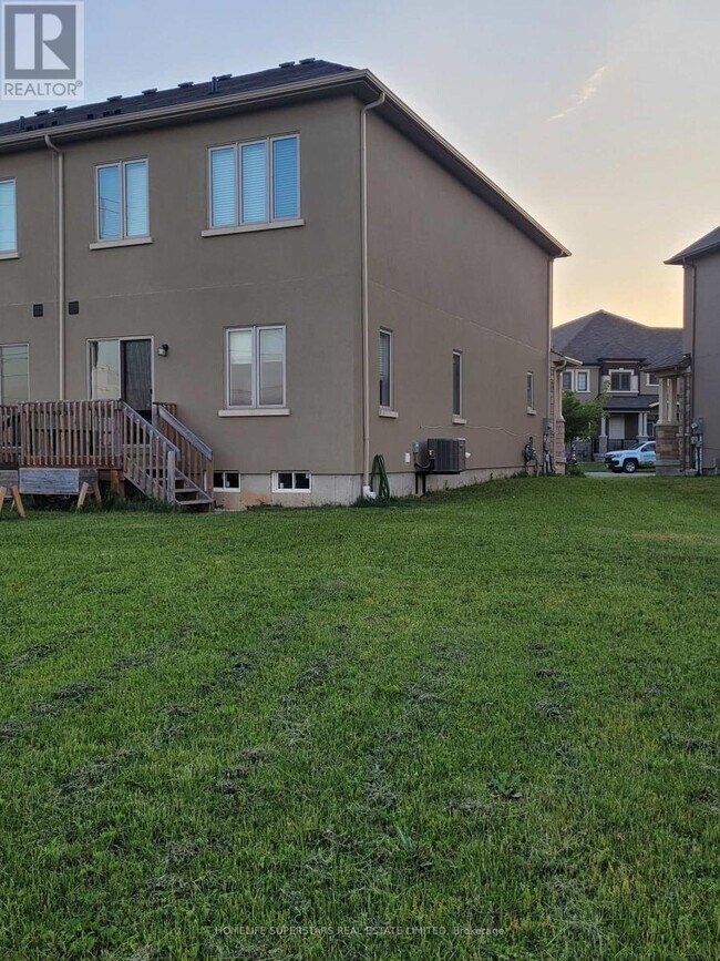 Photo - 118 Flagg Ave