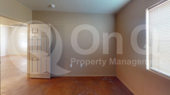 Photo - 4017 N Stone Ave