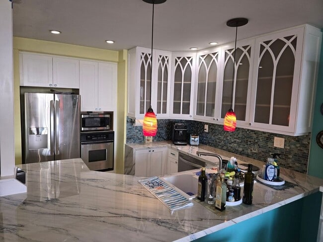 Photo - 2 Bedroom, 1 ba. Luxury Penthouse Ocean vi...