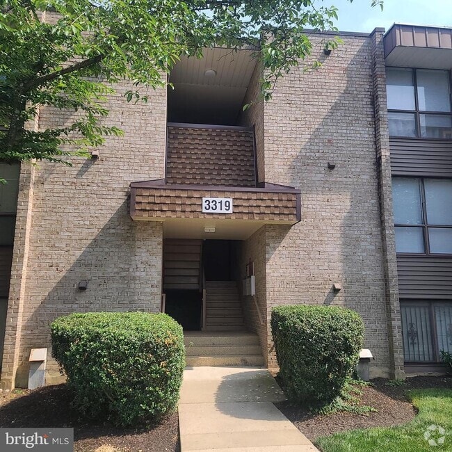 Building Photo - 3319 Huntley Sq Dr Unit A1 Rental