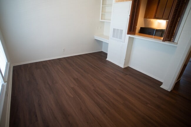 Photo - 3000 Guadalupe St Unit 208