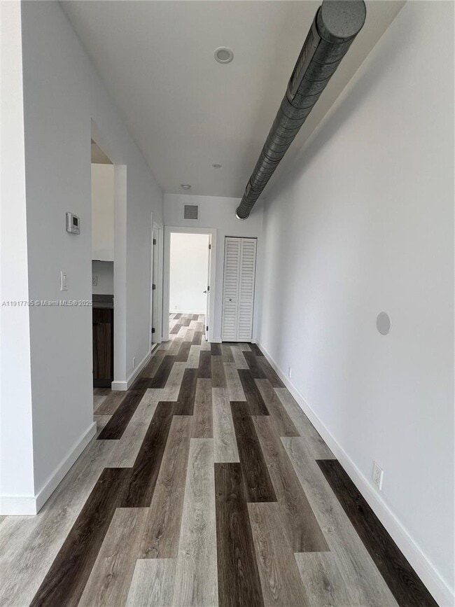 Photo - 1814 SW 22nd Ave Unit 4