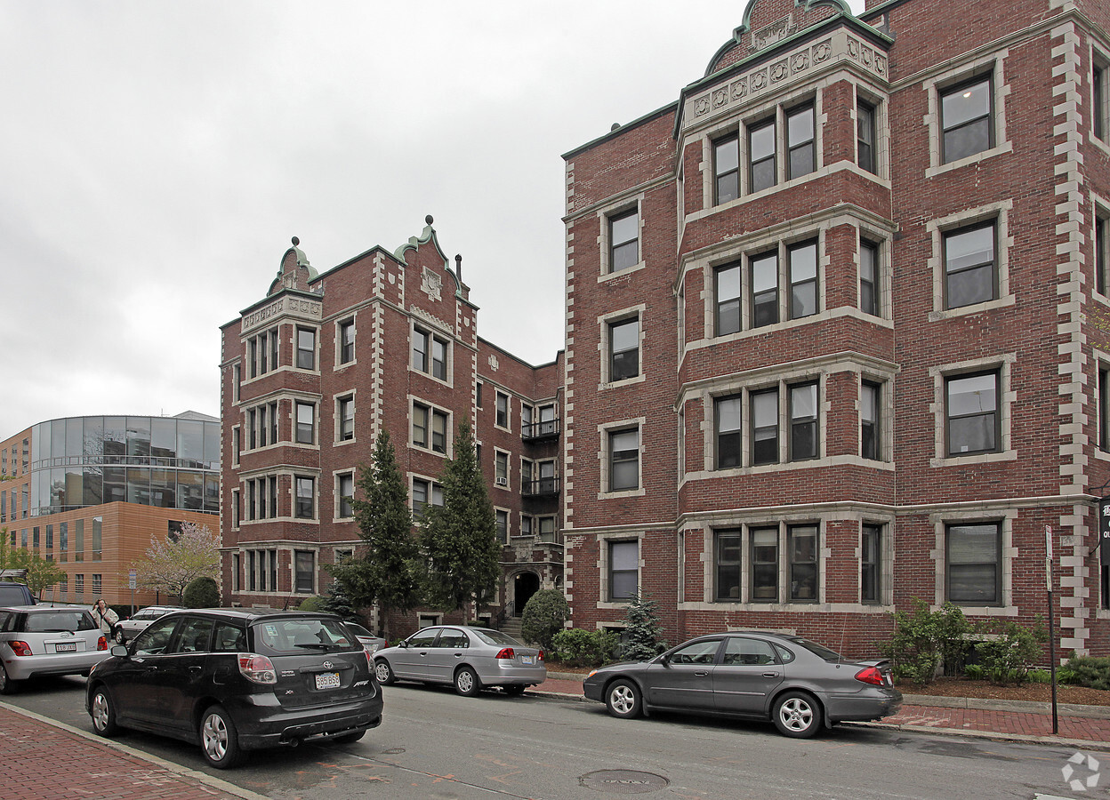 Photo - Bromley Court Apartments