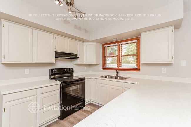 Photo - 5439 W North Ln