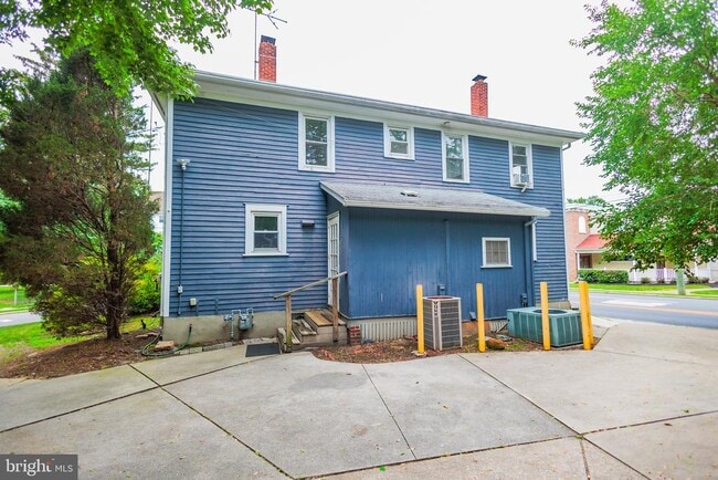 Photo - 130 State St