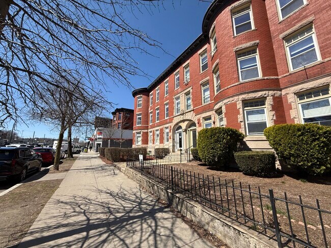 Photo - 1908 Beacon St Unidad 3