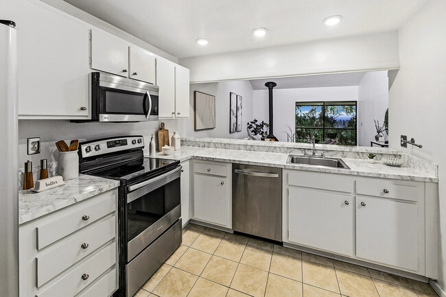 Photo - 6858 139th Ave NE Unit 726