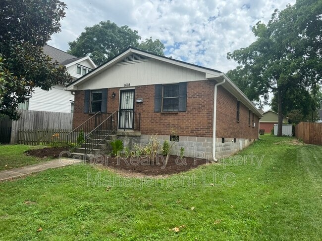 Building Photo - 1608 Forest Ave