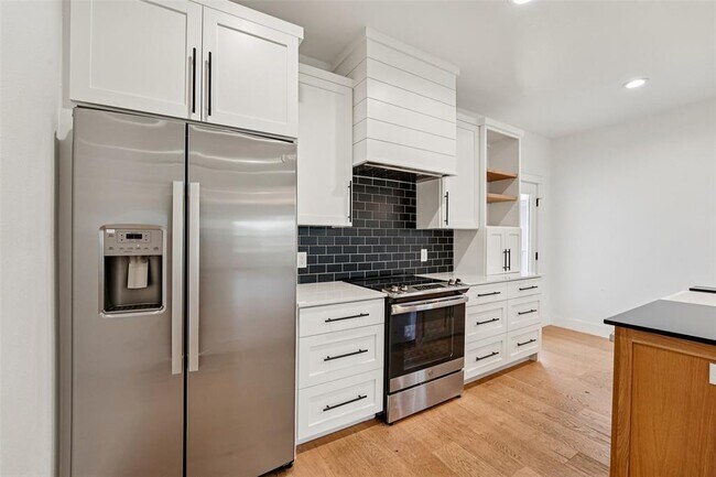 416 Stagecoach Trail