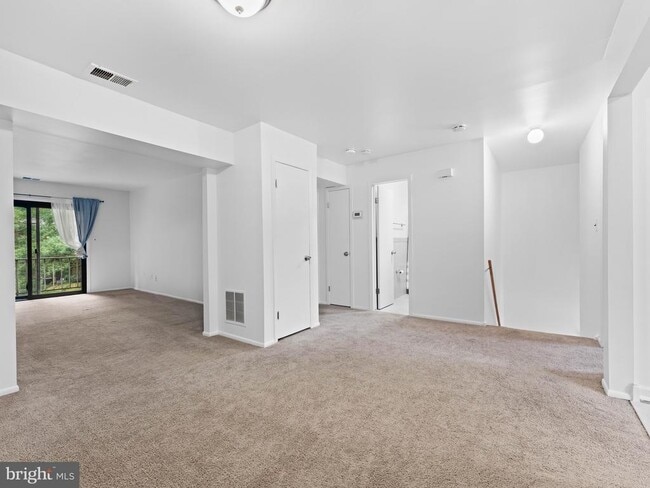 Photo - 1809 Silver Ct