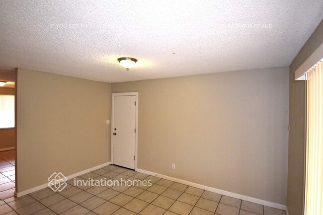 Photo - 8233 W Indianola Ave