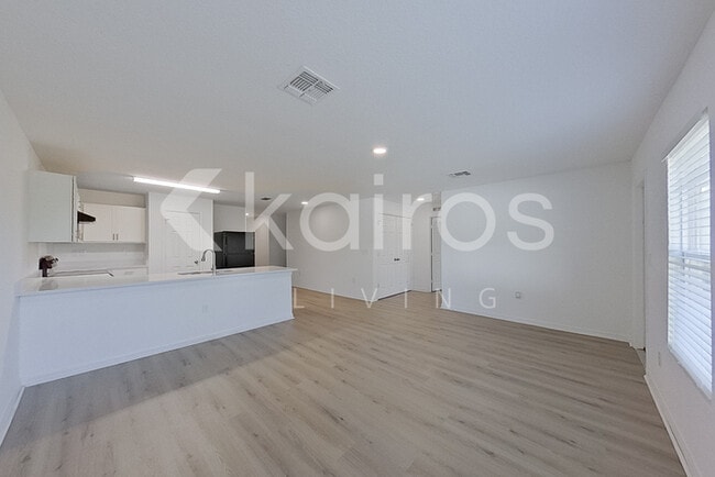 Photo - 8045 99th Ave