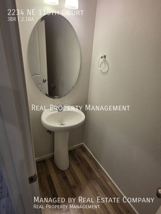 Photo - 2234 NE 115th Ct