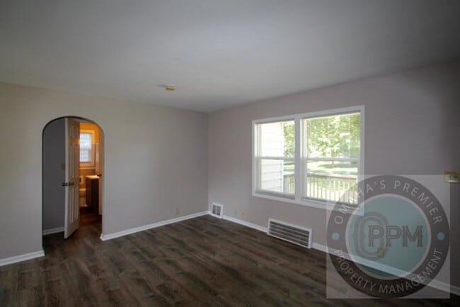 Photo - Charming 2Bd/1Ba home in Bellevue