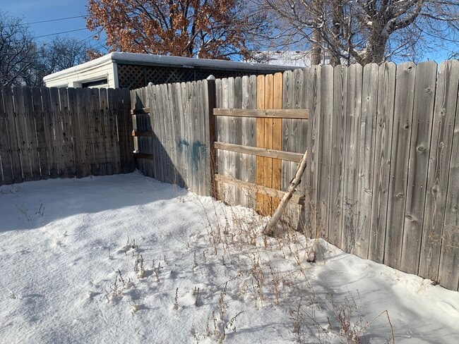 Photo - 680 Lincoln Dr