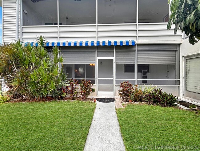 Photo - 3154 Meridian Way S Unit 6