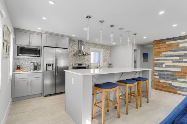 Photo - 322 NW 4th Ave