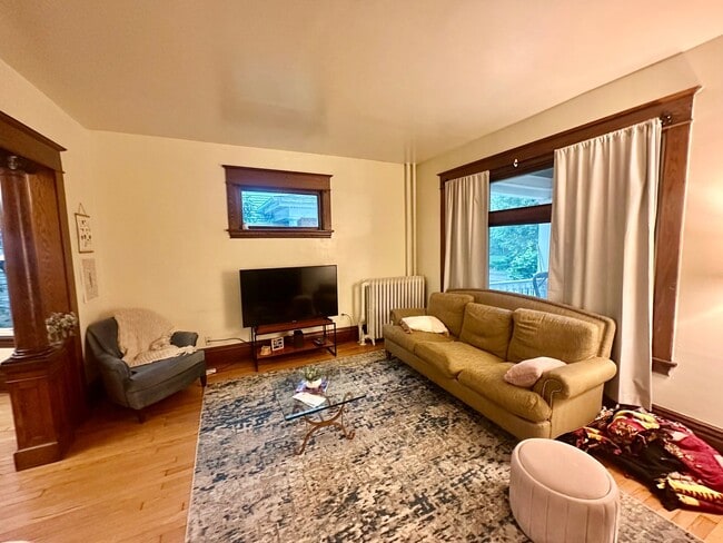 Photo - Spacious 3-Bedroom w/ Sundeck & Gleaming H...