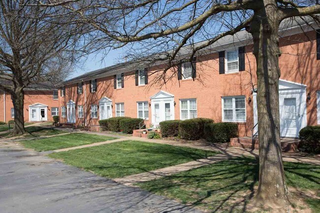 Photo - Chicago Avenue Apartments