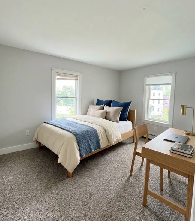 32 Fisher Ave Unit 1