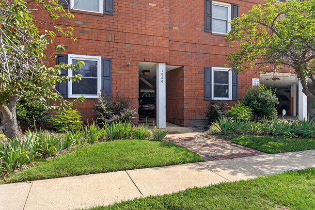 Photo - 1040 Spotswood Ave