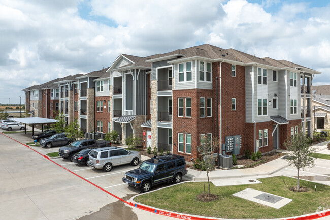 Building Photo - Royalton at Creeks of Legacy Rental