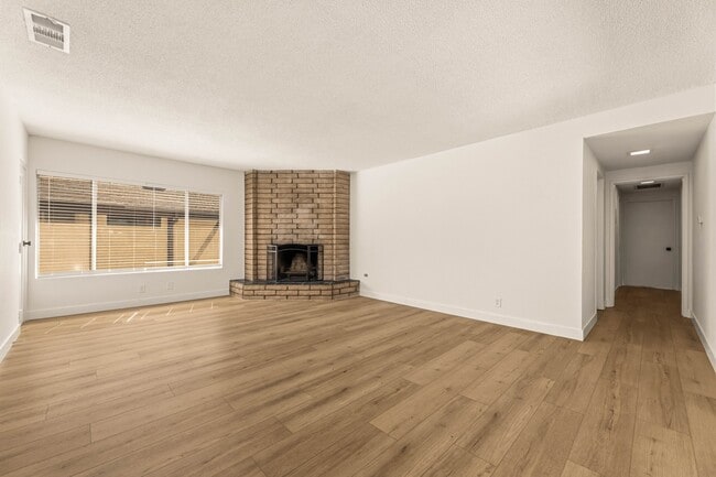 Photo - 100 N El Molino St Unit C