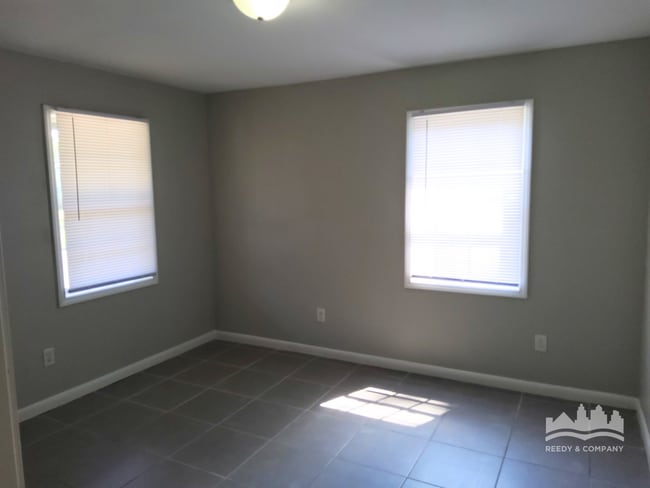 Photo - 1273 Capital Ave