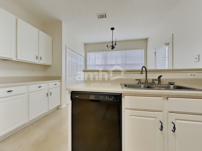 Photo - 402 Cobalt Valley Ln