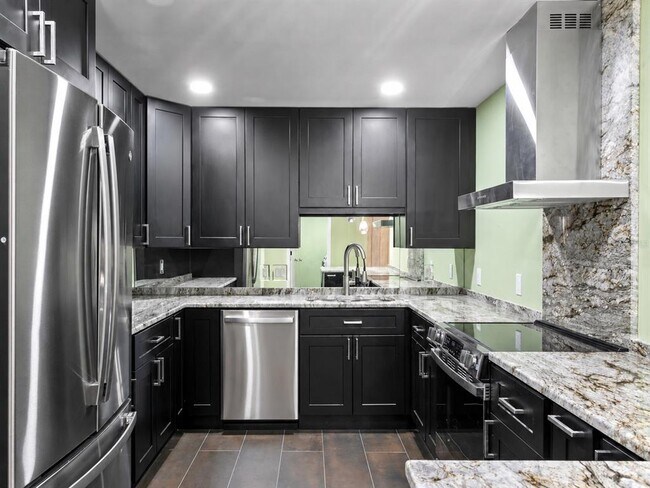 Photo - 1 Beach Dr SE Unit 1112