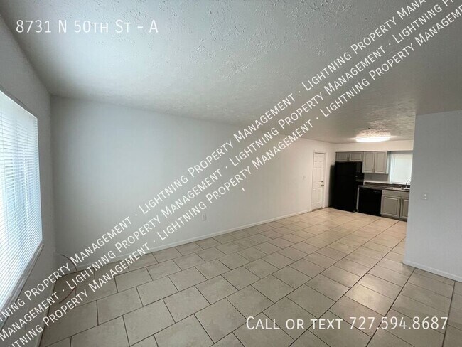8731 N 50th St Unit A