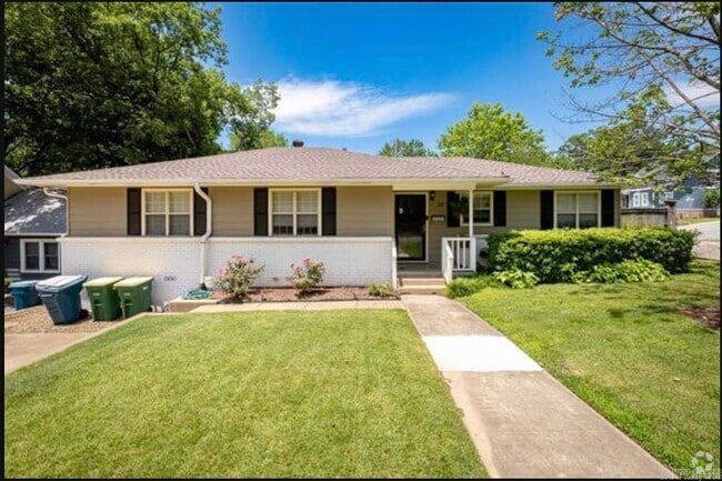 Building Photo - 32 Lenon Dr Rental