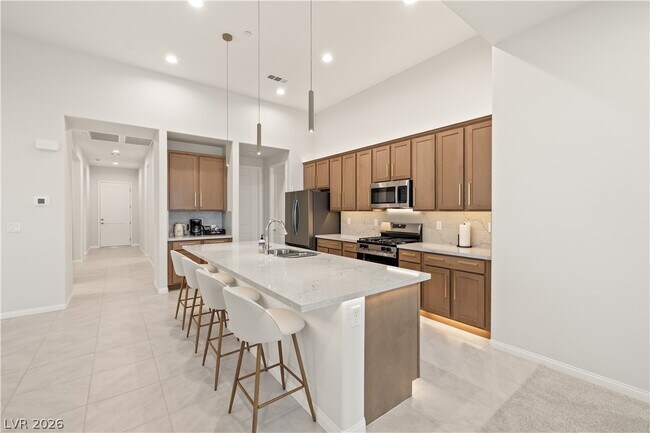 Photo - 684 Ambridge Dr