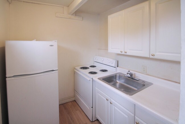 Photo - 525 Jeanette St Unit 3