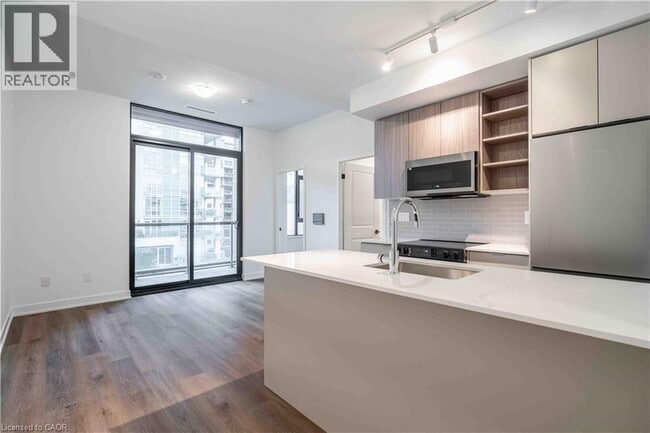 Photo - 2075 Lakeshore Rd. Unit 416