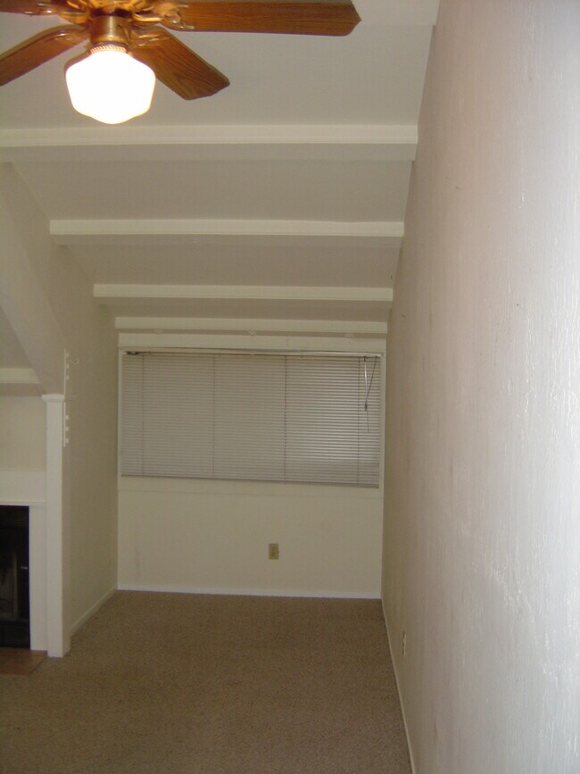 Photo - 1441 Lincoln Ave Unidad C