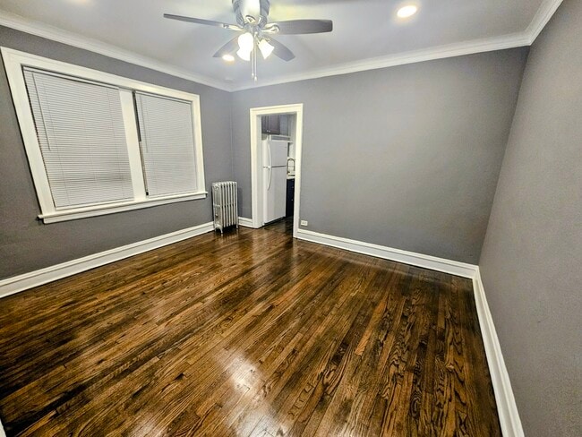 Photo - 6545 N Francisco Ave Unidad 1A